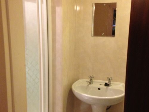 Harbour Moon Inn Лоо Екстер'єр фото